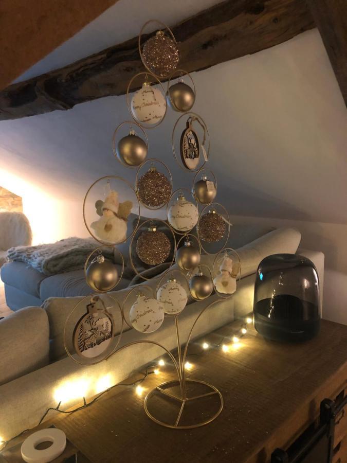 Apartament Le Grenier De Charlotte Libin Zewnętrze zdjęcie